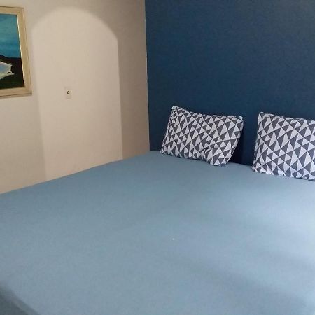 Suites Proximo Ao Rio Jaguareguava Em ברטיוגה מראה חיצוני תמונה